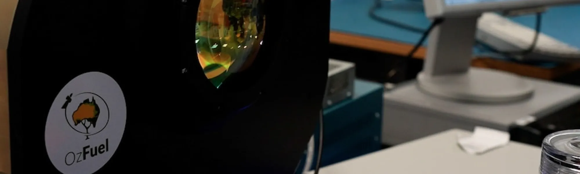 OzFuel's infrared telescope has been custom-built to fit on a small satellite. (ABC South East NSW: Vanessa Milton)